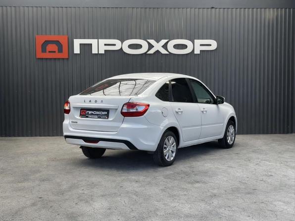 Lada (ВАЗ) Granta I Рестайлинг с пробегом 2022 года, цена 737 000 рублей, 77653 км, лифтбек, Автокод Объявления