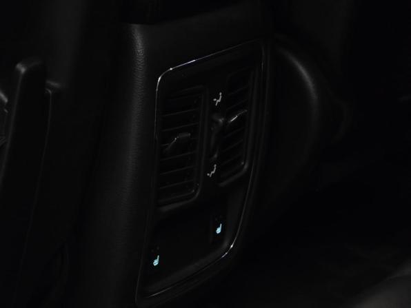 Jeep Grand Cherokee IV (WK2) с пробегом 2011 года, цена 1 499 000 рублей, 160344 км, внедорожник, Автокод Объявления