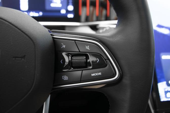 Geely Atlas II с пробегом 2024 года, цена 2 960 000 рублей, 38281 км, внедорожник, Автокод Объявления