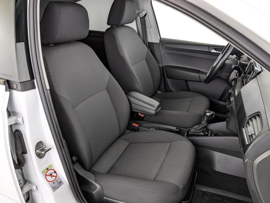 Volkswagen Polo VI Москва  - изображение 24