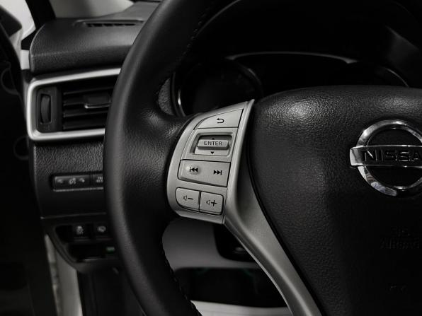 Nissan X-Trail III с пробегом 2015 года, цена 1 650 000 рублей, 160437 км, внедорожник, Автокод Объявления