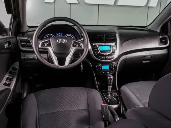Hyundai Solaris I с пробегом 2011 года, цена 899 000 рублей, 170595 км, седан, Автокод Объявления