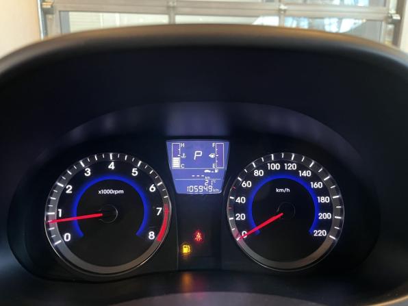 Hyundai Solaris I Рестайлинг с пробегом 2016 года, цена 1 336 000 рублей, 106000 км, седан, Автокод Объявления