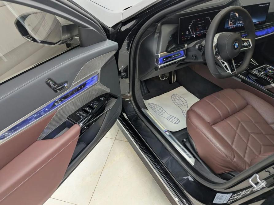 BMW 7 серии VII (G70) Воронеж  - изображение 9