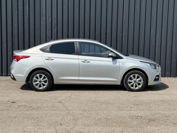 Hyundai Solaris II с пробегом 2019 года, цена 1 210 000 рублей, 118562 км, седан, Автокод Объявления