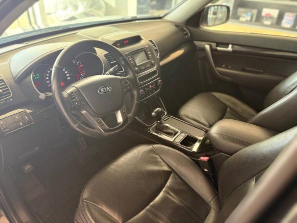 Kia Sorento II Рестайлинг с пробегом 2017 года, цена 1 594 200 рублей, 185679 км, внедорожник, Автокод Объявления