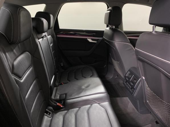 Volkswagen Touareg III с пробегом 2019 года, цена 4 195 000 рублей, 128687 км, внедорожник, Автокод Объявления