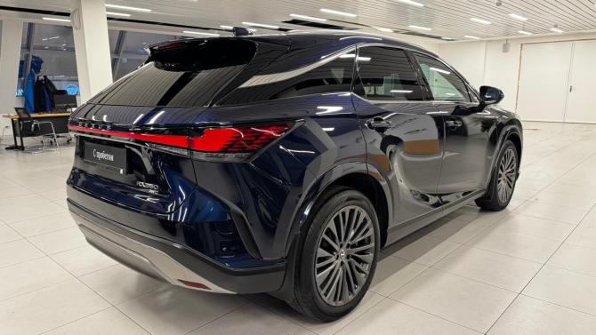 Lexus RX V с пробегом 2023 года, цена 7 500 000 рублей, 64871 км, внедорожник, Автокод Объявления