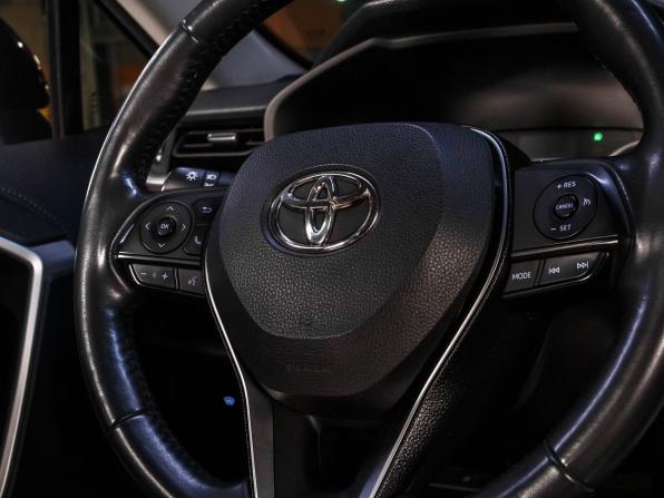 Toyota RAV4 V (XA50) с пробегом 2021 года, цена 3 799 000 рублей, 97159 км, внедорожник, Автокод Объявления