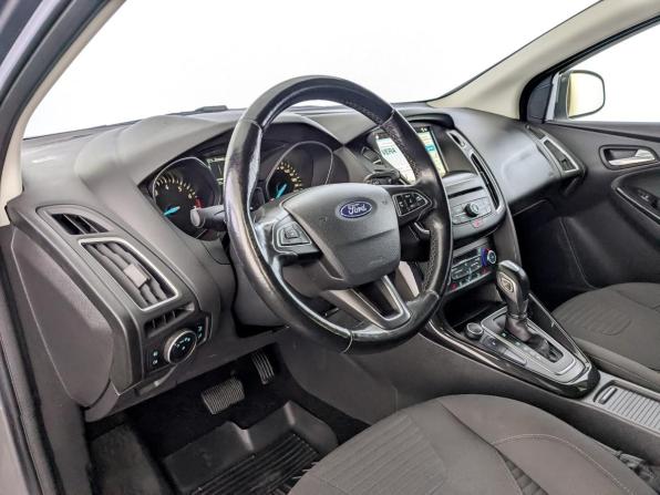 Ford Focus III Рестайлинг с пробегом 2018 года, цена 1 470 000 рублей, 70252 км, универсал, Автокод Объявления