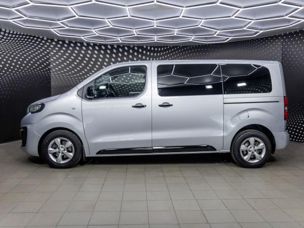 Peugeot Traveller I с пробегом 2021 года, цена 3 255 000 рублей, 70000 км, минивэн, Автокод Объявления