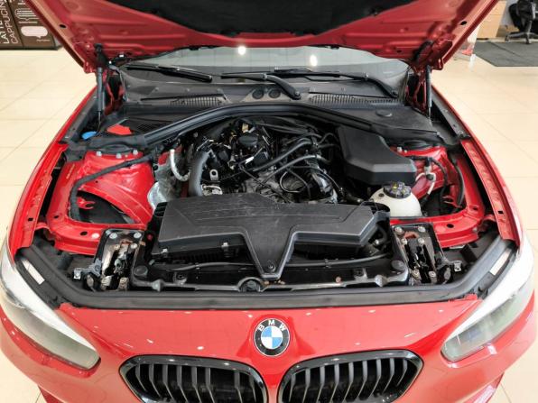 BMW 1 серии II (F20/F21) Рестайлинг 2 с пробегом 2017 года, цена 1 580 000 рублей, 121680 км, хэтчбек, Автокод Объявления