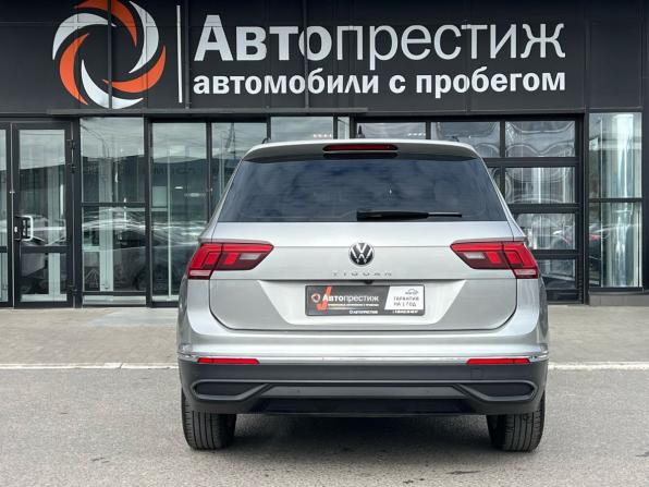 Volkswagen Tiguan II Рестайлинг с пробегом 2021 года, цена 2 499 000 рублей, 153050 км, внедорожник, Автокод Объявления