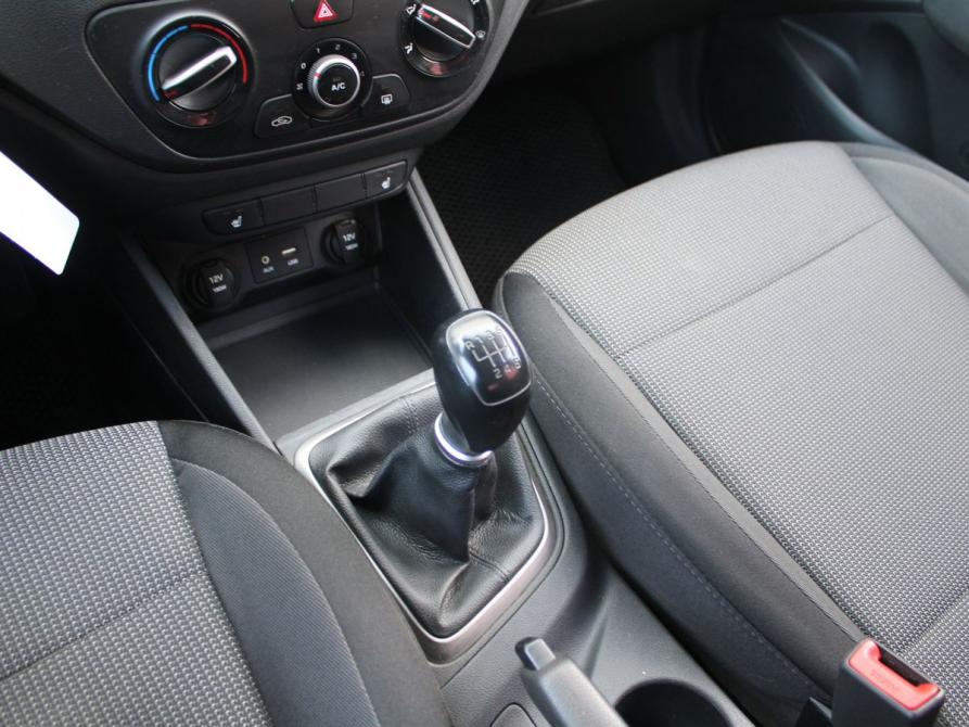 Hyundai Solaris II Самара  - изображение 12
