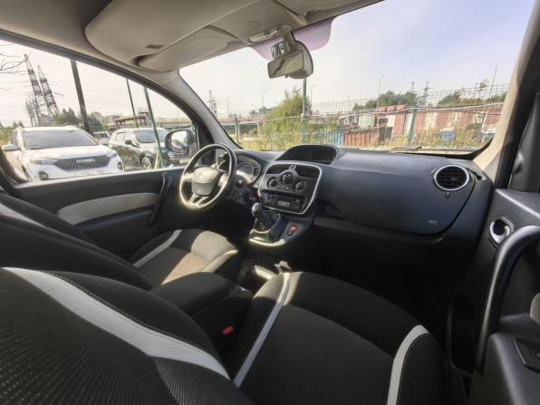 Renault Kangoo II Рестайлинг с пробегом 2014 года, цена 939 000 рублей, 162000 км, компактвэн, Автокод Объявления