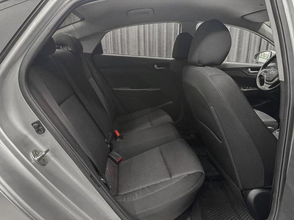 Hyundai Solaris II с пробегом 2019 года, цена 960 000 рублей, 154700 км, седан, Автокод Объявления
