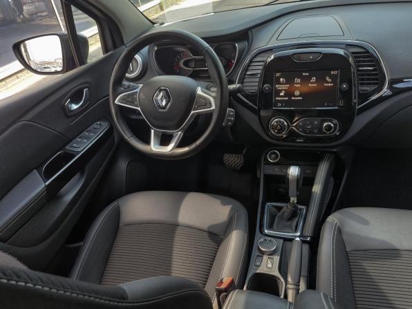 Renault Kaptur I Рестайлинг с пробегом 2021 года, цена 1 819 000 рублей, 78164 км, внедорожник, Автокод Объявления