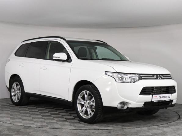 Mitsubishi Outlander III с пробегом 2012 года, цена 1 070 000 рублей, 328269 км, внедорожник, Автокод Объявления