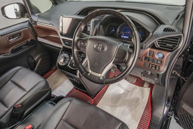 Toyota Esquire I Рестайлинг с пробегом 2020 года, цена 2 769 000 рублей, 106866 км, минивэн, Автокод Объявления