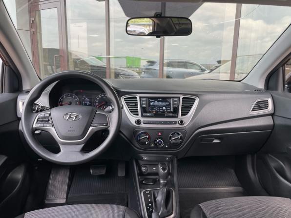 Hyundai Solaris II Рестайлинг с пробегом 2021 года, цена 1 393 000 рублей, 144146 км, седан, Автокод Объявления