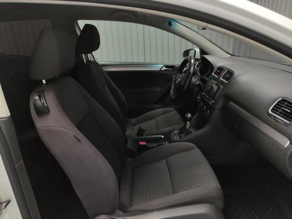 Volkswagen Golf VI с пробегом 2011 года, цена 600 000 рублей, 322000 км, хэтчбек, Автокод Объявления