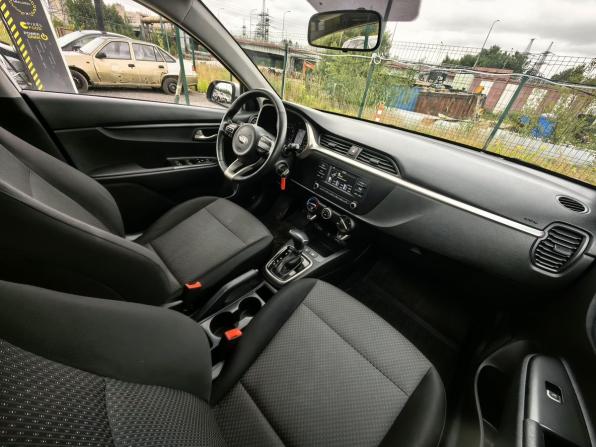 Kia Rio IV Рестайлинг с пробегом 2020 года, цена 1 739 000 рублей, 84000 км, хэтчбек, Автокод Объявления