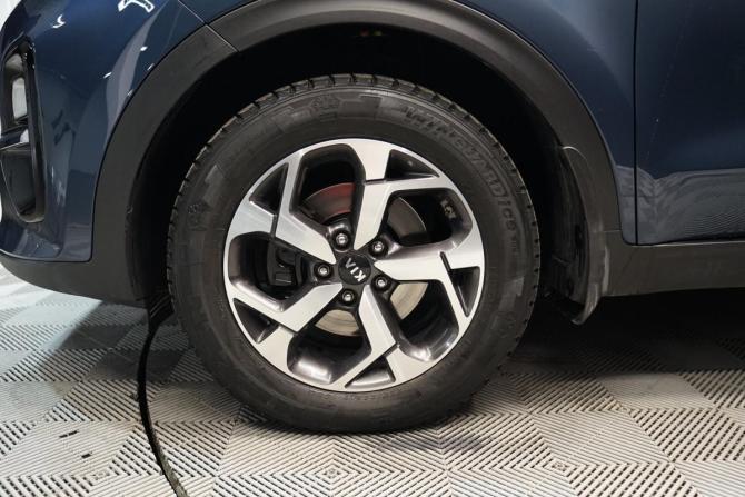Kia Sportage IV Рестайлинг с пробегом 2020 года, цена 2 551 000 рублей, 122370 км, внедорожник, Автокод Объявления