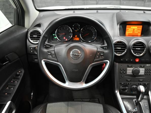 Opel Antara I Рестайлинг с пробегом 2013 года, цена 1 250 000 рублей, 177094 км, внедорожник, Автокод Объявления