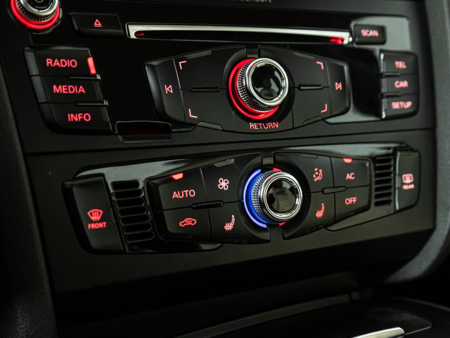Audi A4 IV (B8) Рестайлинг Санкт-Петербург  - изображение 16