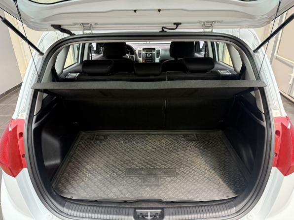 Kia Venga I с пробегом 2012 года, цена 875 000 рублей, 146306 км, компактвэн, Автокод Объявления