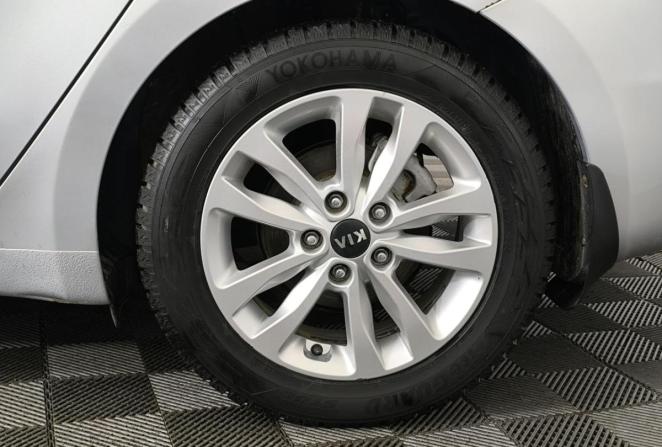 Kia Ceed III с пробегом 2018 года, цена 1 245 000 рублей, 137454 км, универсал, Автокод Объявления