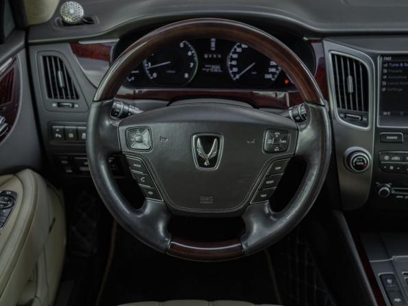 Hyundai Equus II с пробегом 2011 года, цена 1 385 000 рублей, 278000 км, седан, Автокод Объявления