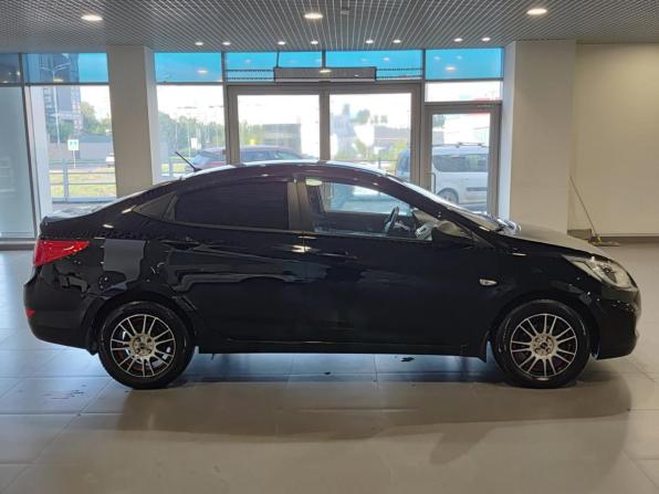 Hyundai Solaris I с пробегом 2013 года, цена 810 000 рублей, 139587 км, седан, Автокод Объявления