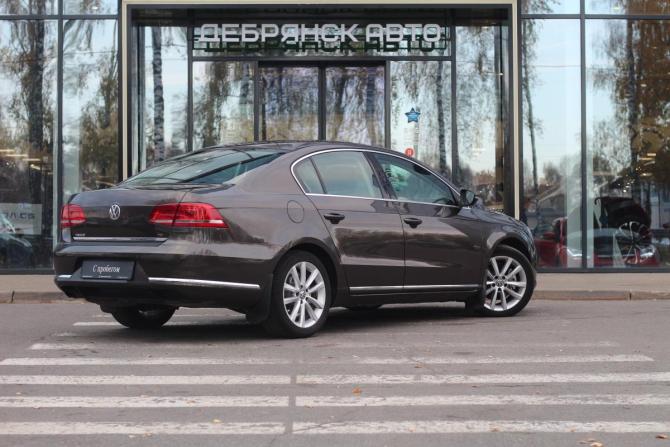 Volkswagen Passat B7 с пробегом 2012 года, цена 1 210 000 рублей, 206138 км, седан, Автокод Объявления