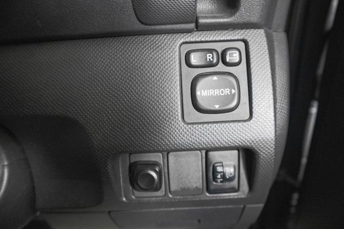Toyota Ractis I с пробегом 2005 года, цена 659 000 рублей, 235400 км, хэтчбек, Автокод Объявления