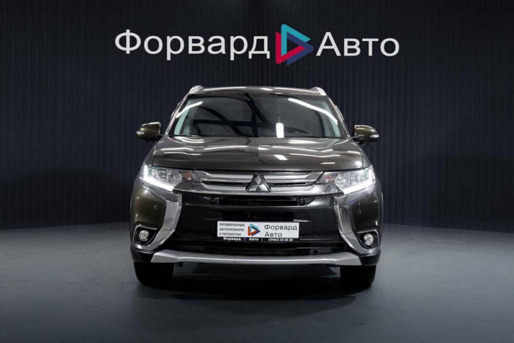 Mitsubishi Outlander III Рестайлинг 2 Тюмень  - изображение 2