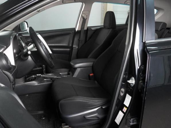 Toyota RAV4 IV (XA40) Рестайлинг с пробегом 2019 года, цена 2 347 030 рублей, 180675 км, внедорожник, Автокод Объявления