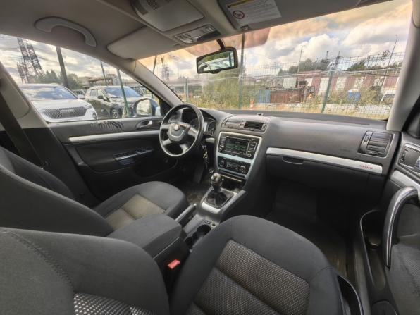 Skoda Octavia II (A5) Рестайлинг с пробегом 2012 года, цена 719 000 рублей, 440000 км, универсал, Автокод Объявления