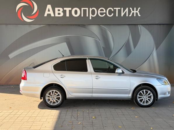 Skoda Octavia II (A5) Рестайлинг с пробегом 2011 года, цена 995 000 рублей, 97210 км, лифтбек, Автокод Объявления