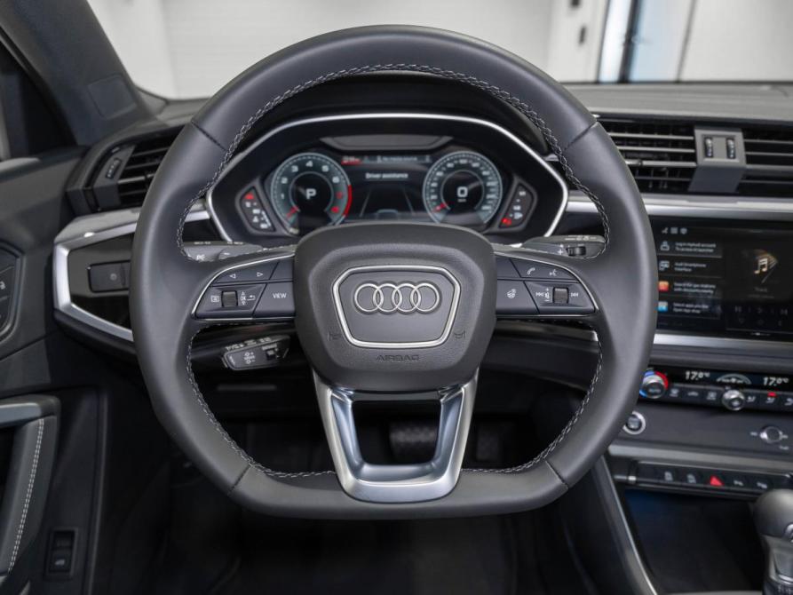 Audi Q3 II (F3) Москва  - изображение 11