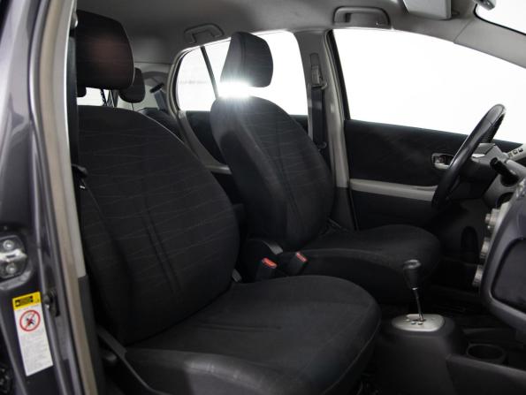 Toyota Yaris II с пробегом 2007 года, цена 499 000 рублей, 189403 км, хэтчбек, Автокод Объявления