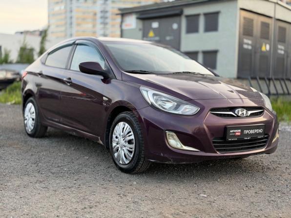 Hyundai Solaris I с пробегом 2011 года, цена 530 000 рублей, 211897 км, седан, Автокод Объявления
