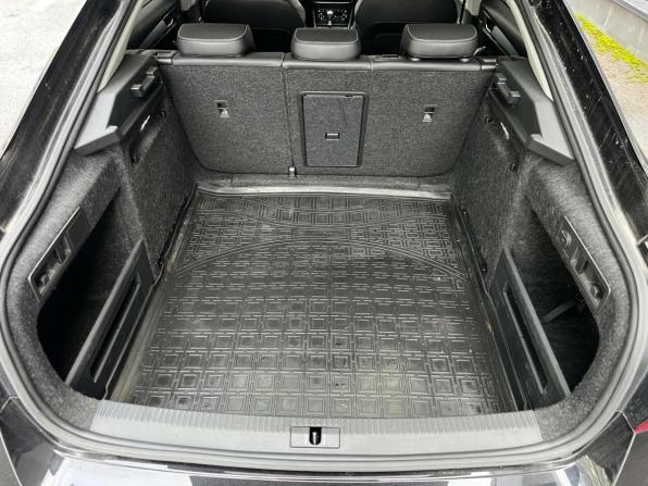 Skoda Superb III Рестайлинг с пробегом 2021 года, цена 2 099 000 рублей, 139031 км, лифтбек, Автокод Объявления