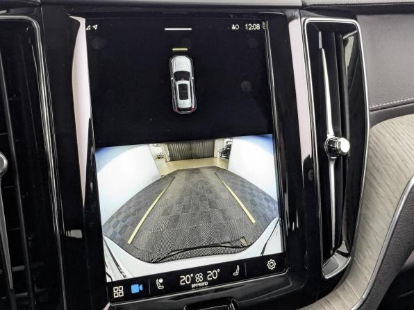 Volvo XC60 II Рестайлинг с пробегом 2021 года, цена 4 830 000 рублей, 49603 км, внедорожник, Автокод Объявления