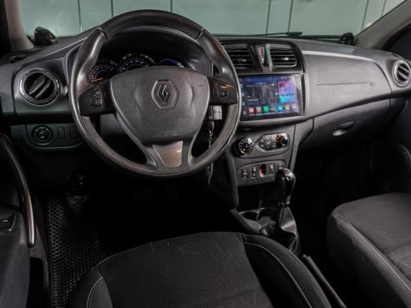 Renault Sandero II с пробегом 2015 года, цена 849 000 рублей, 183936 км, хэтчбек, Автокод Объявления