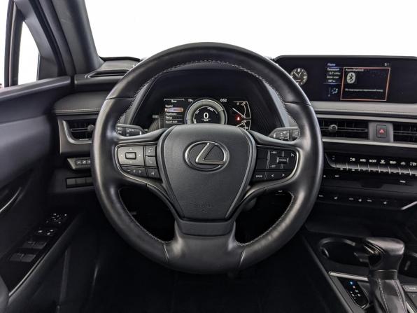 Lexus UX I с пробегом 2022 года, цена 3 999 000 рублей, 46975 км, внедорожник, Автокод Объявления