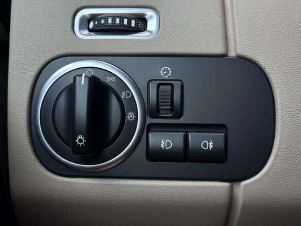 Land Rover Discovery IV с пробегом 2011 года, цена 1 850 000 рублей, 183379 км, внедорожник, Автокод Объявления