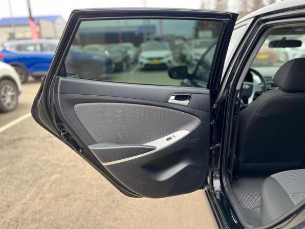 Hyundai Solaris I с пробегом 2011 года, цена 580 000 рублей, 208972 км, хэтчбек, Автокод Объявления