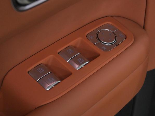 Li Auto (Lixiang) L6 с пробегом 2024 года, цена 5 608 000 рублей, 48000 км, внедорожник, Автокод Объявления