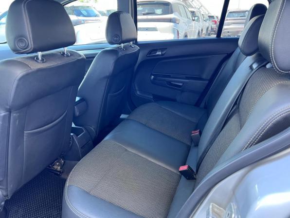 Opel Astra H Рестайлинг с пробегом 2007 года, цена 385 000 рублей, 306465 км, хэтчбек, Автокод Объявления